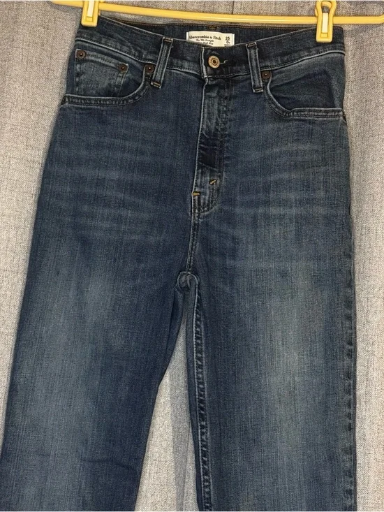 Abercrombie & Fitch Jeans Size 25 High Rise Flare 30 Inseam - Picture 3 of 8